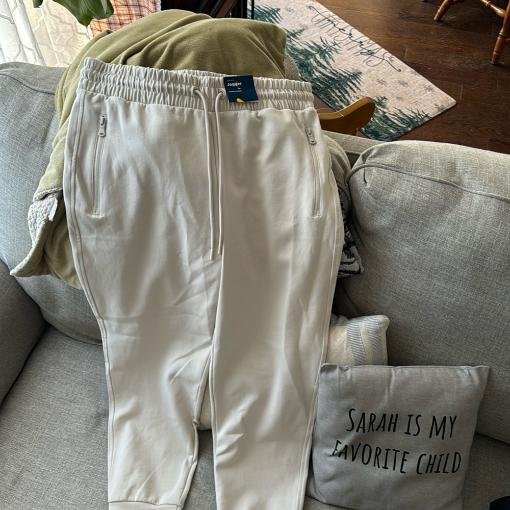 Old navy women’s dynamic fleece joggers size xl